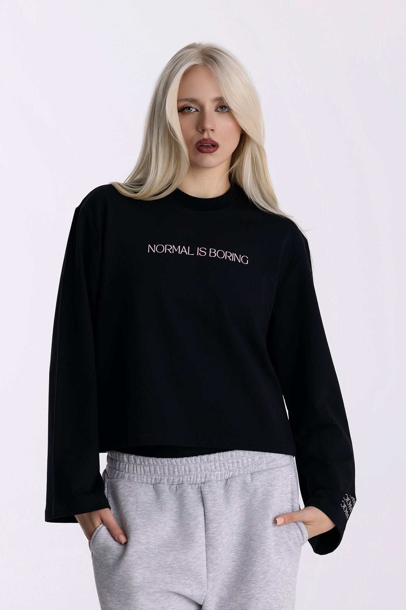 Longsleve Normal is Boring