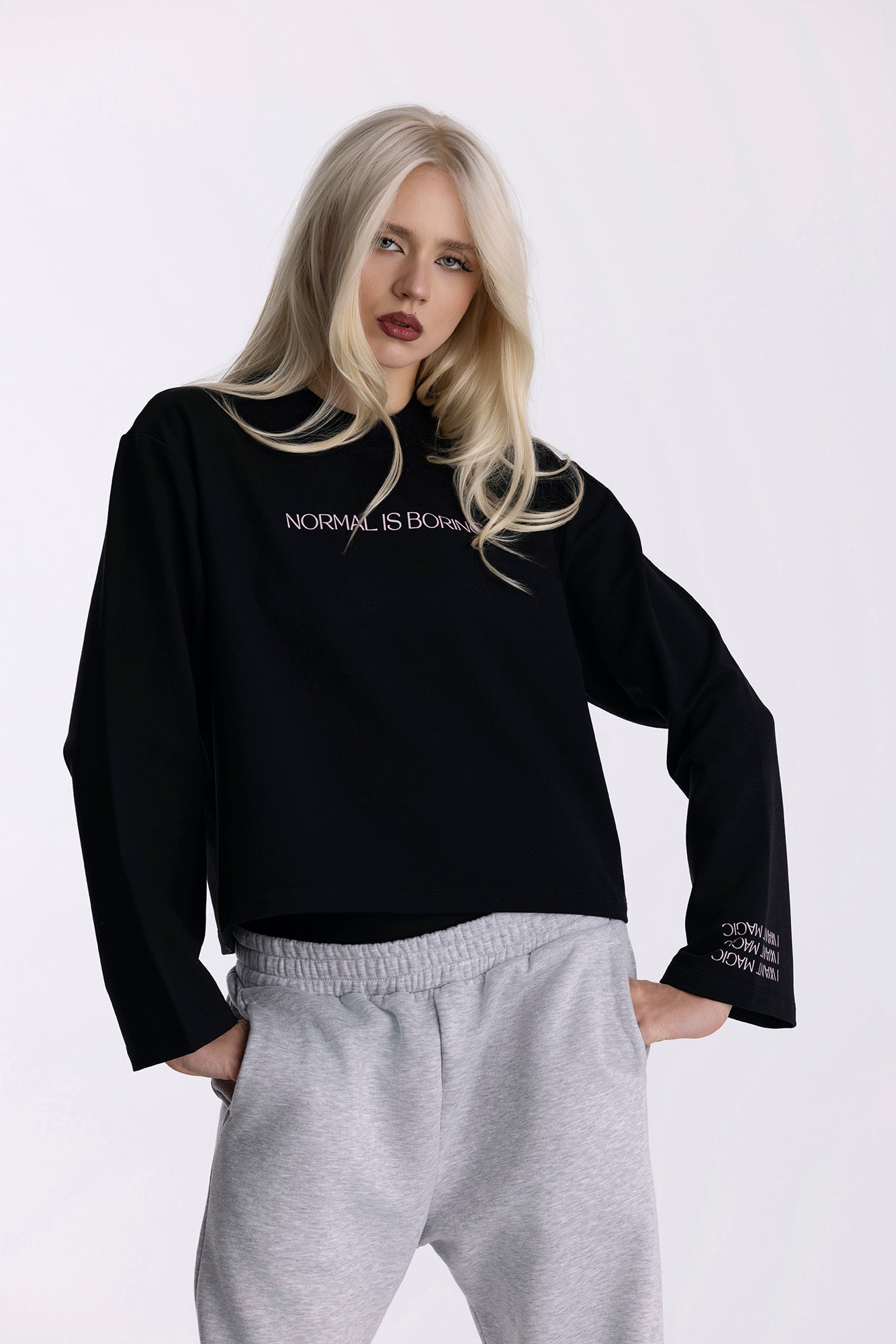 Longsleve Normal is Boring